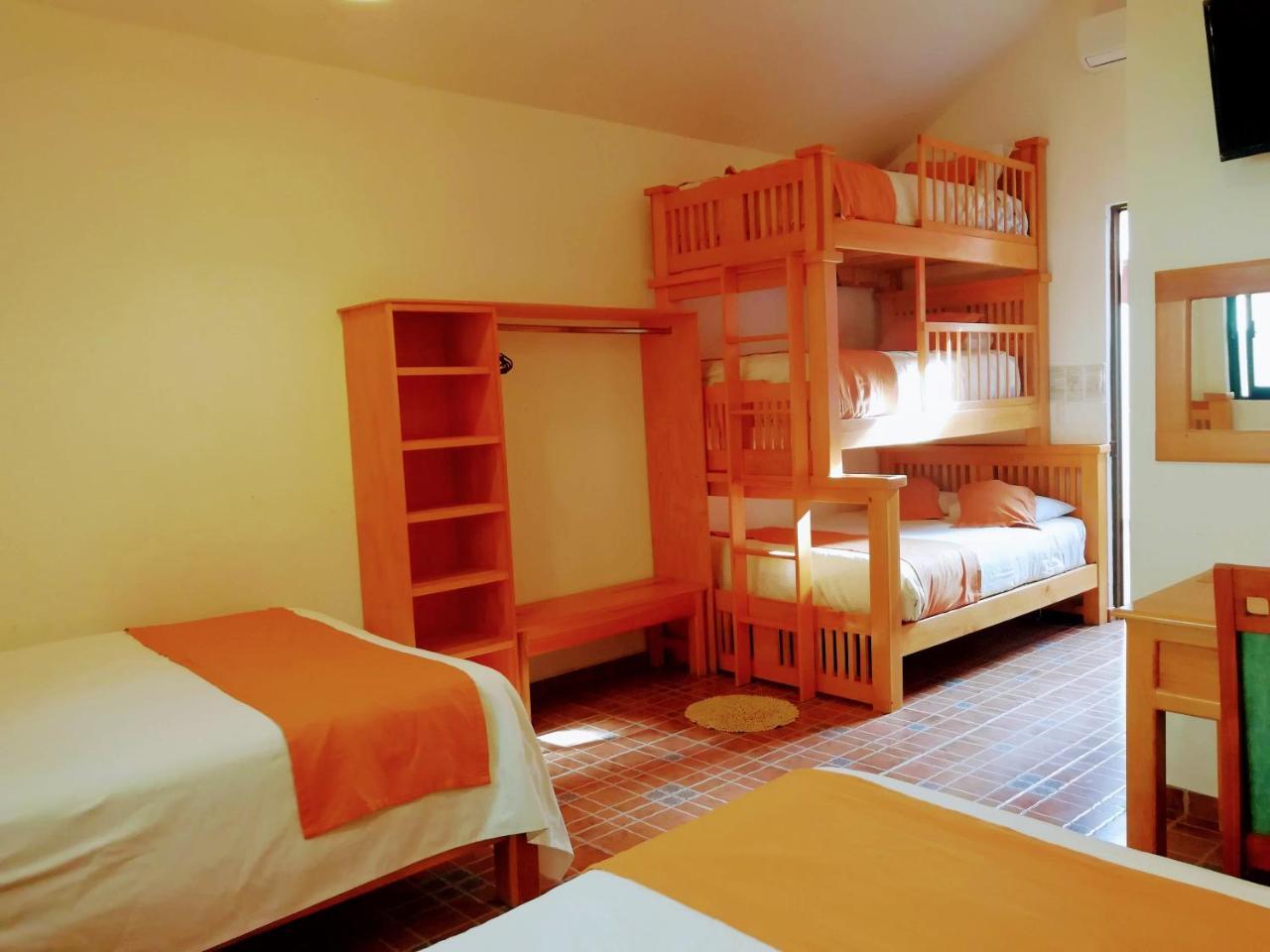 Hotel Real De Tx Текискиапан Экстерьер фото